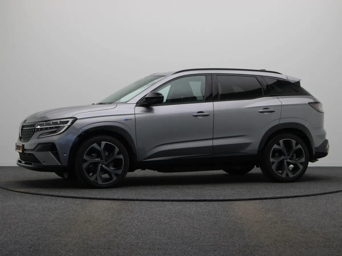 E-Tech full hybrid 200pk Iconic esprit Alpine | Elek. Achterklep | Stoel en Stuurverwarming | Elek. Voorstoelen met geheugen | Adaptive Cruise control |
