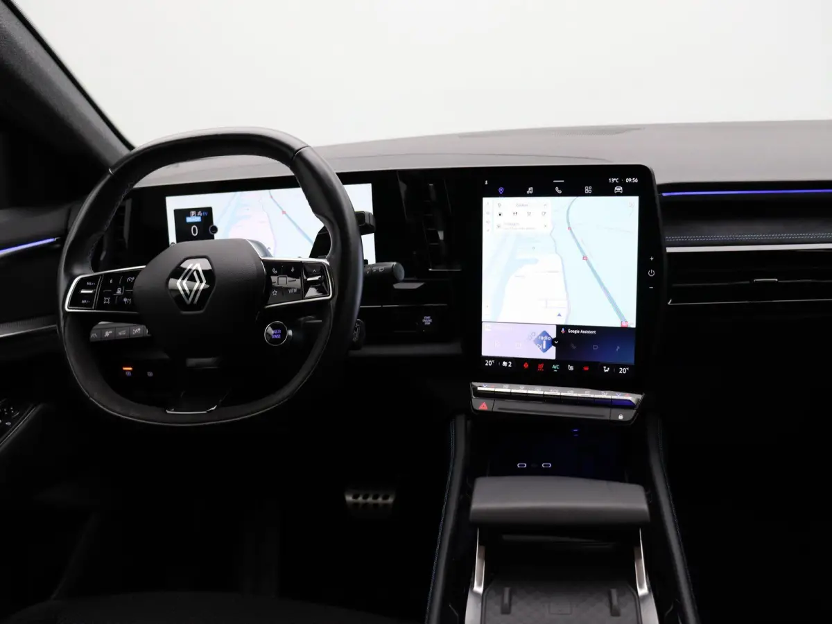 E-Tech full hybrid 200pk Iconic esprit Alpine | Elek. Achterklep | Stoel en Stuurverwarming | Elek. Voorstoelen met geheugen | Adaptive Cruise control |