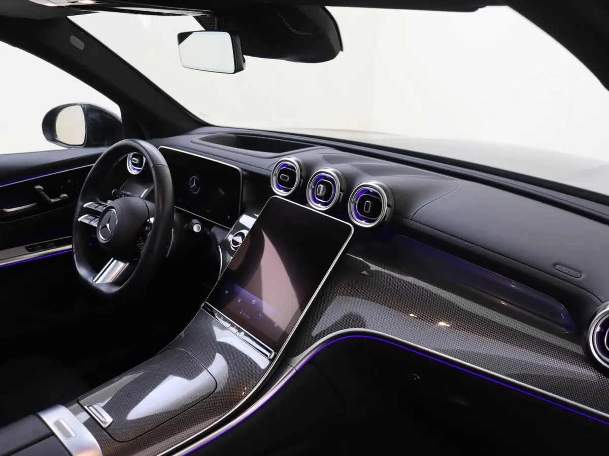 400e 4MATIC AMG Line Premium Plus /Panoramadak /Burmester /HUD /20 Inch /Achterasbesturing /Airmatic /Winterpakket