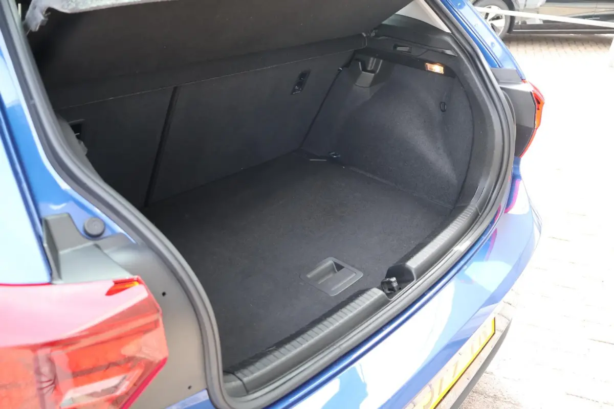 1.0 TSI 95pk Life | Apple Carplay | Adaptive Cruise | PDC