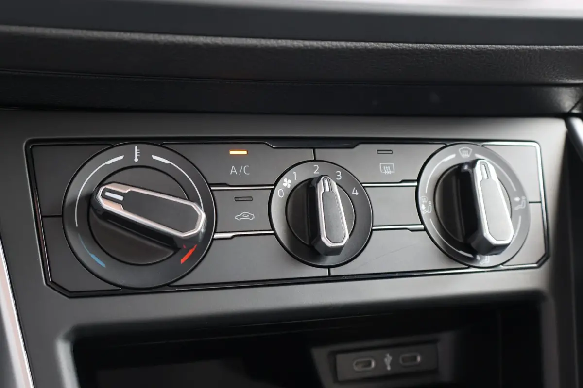 1.0 TSI 95pk Life | Apple Carplay | Adaptive Cruise | PDC