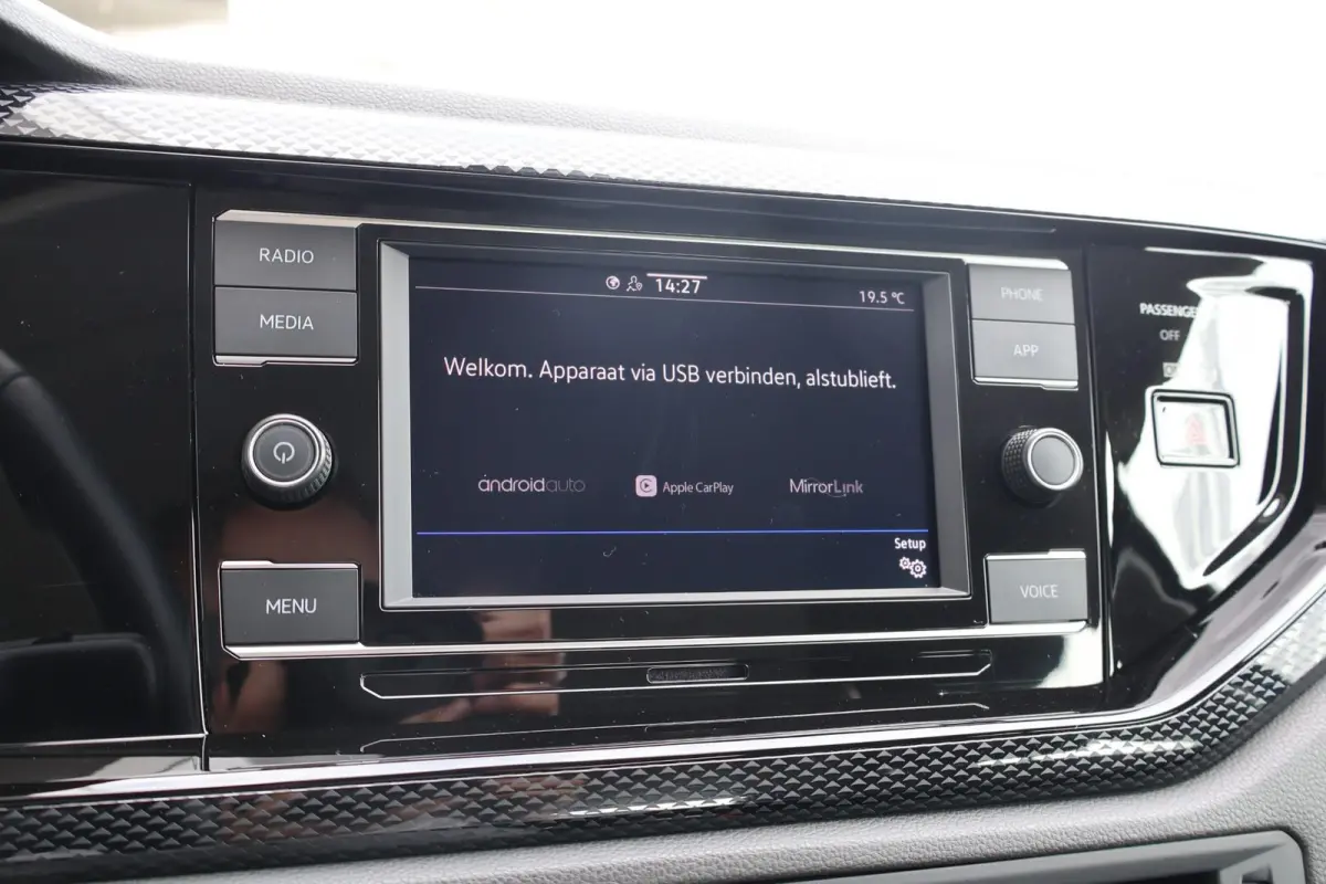 1.0 TSI 95pk Life | Apple Carplay | Adaptive Cruise | PDC