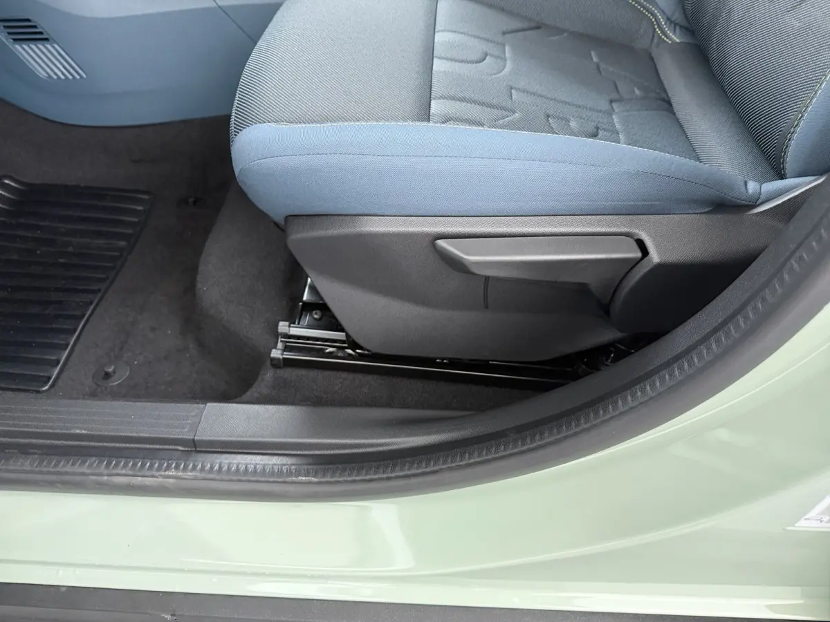 1.2 Hybrid ICON | Achteruitrijcamera | Apple Carplay/Android Auto|telefoonintegratie premium | Extra getint glas