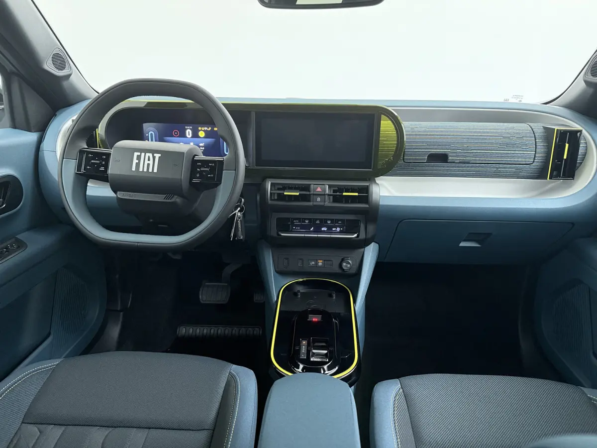 1.2 Hybrid ICON | Achteruitrijcamera | Apple Carplay/Android Auto|telefoonintegratie premium | Extra getint glas