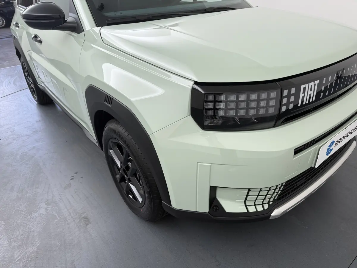 1.2 Hybrid ICON | Achteruitrijcamera | Apple Carplay/Android Auto|telefoonintegratie premium | Extra getint glas