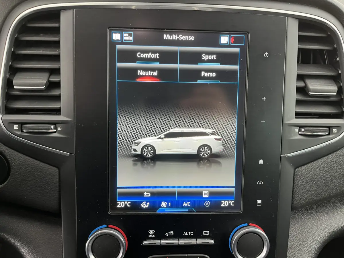 1.6 TCe GT Aut. *FULL-LED | NAVI-FULLMAP | BOSE-SOUND | DIGI-COCKPIT | SPORT-SEATS | SHIFT-PADDLES | DAB+ | KEYLESS | PRIVACY-GLASS | ECC | PDC | CRUISE | 18''ALU*
