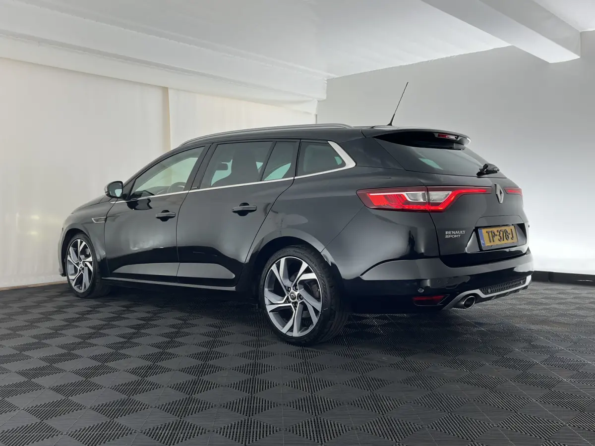1.6 TCe GT Aut. *FULL-LED | NAVI-FULLMAP | BOSE-SOUND | DIGI-COCKPIT | SPORT-SEATS | SHIFT-PADDLES | DAB+ | KEYLESS | PRIVACY-GLASS | ECC | PDC | CRUISE | 18''ALU*