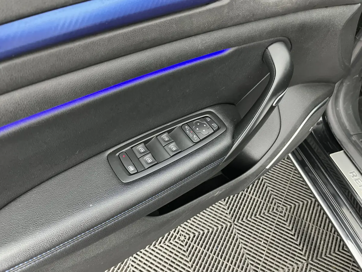 1.6 TCe GT Aut. *FULL-LED | NAVI-FULLMAP | BOSE-SOUND | DIGI-COCKPIT | SPORT-SEATS | SHIFT-PADDLES | DAB+ | KEYLESS | PRIVACY-GLASS | ECC | PDC | CRUISE | 18''ALU*