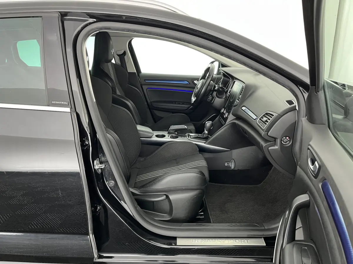1.6 TCe GT Aut. *FULL-LED | NAVI-FULLMAP | BOSE-SOUND | DIGI-COCKPIT | SPORT-SEATS | SHIFT-PADDLES | DAB+ | KEYLESS | PRIVACY-GLASS | ECC | PDC | CRUISE | 18''ALU*