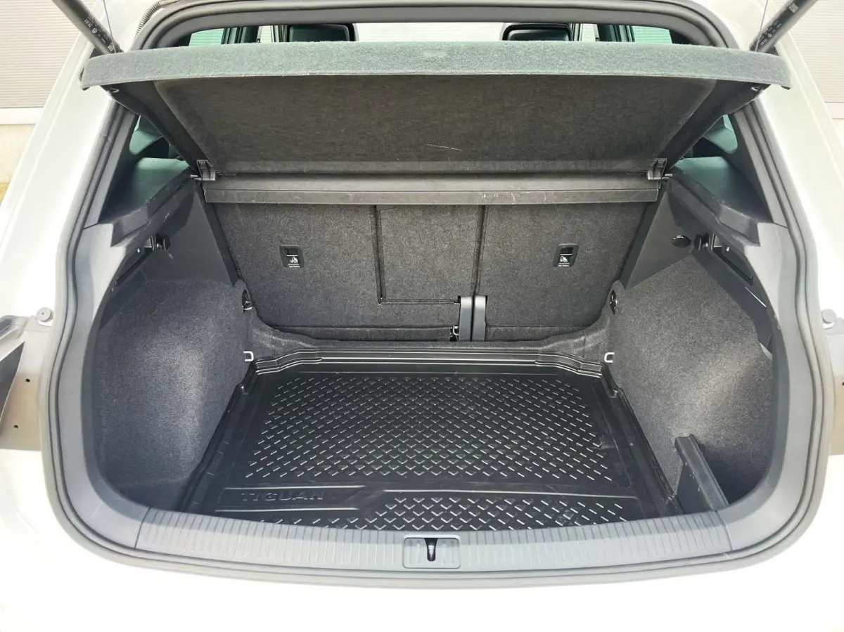 1.5 TSI 150pk DSG R-Line Business+ | Trekhaak | Panoramadak | Camera
