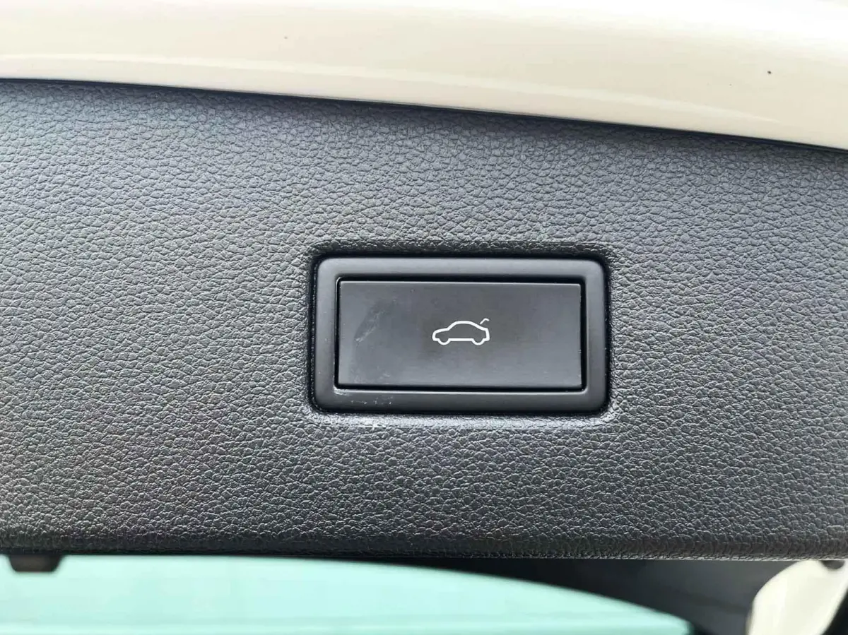 1.5 TSI 150pk DSG R-Line Business+ | Trekhaak | Panoramadak | Camera