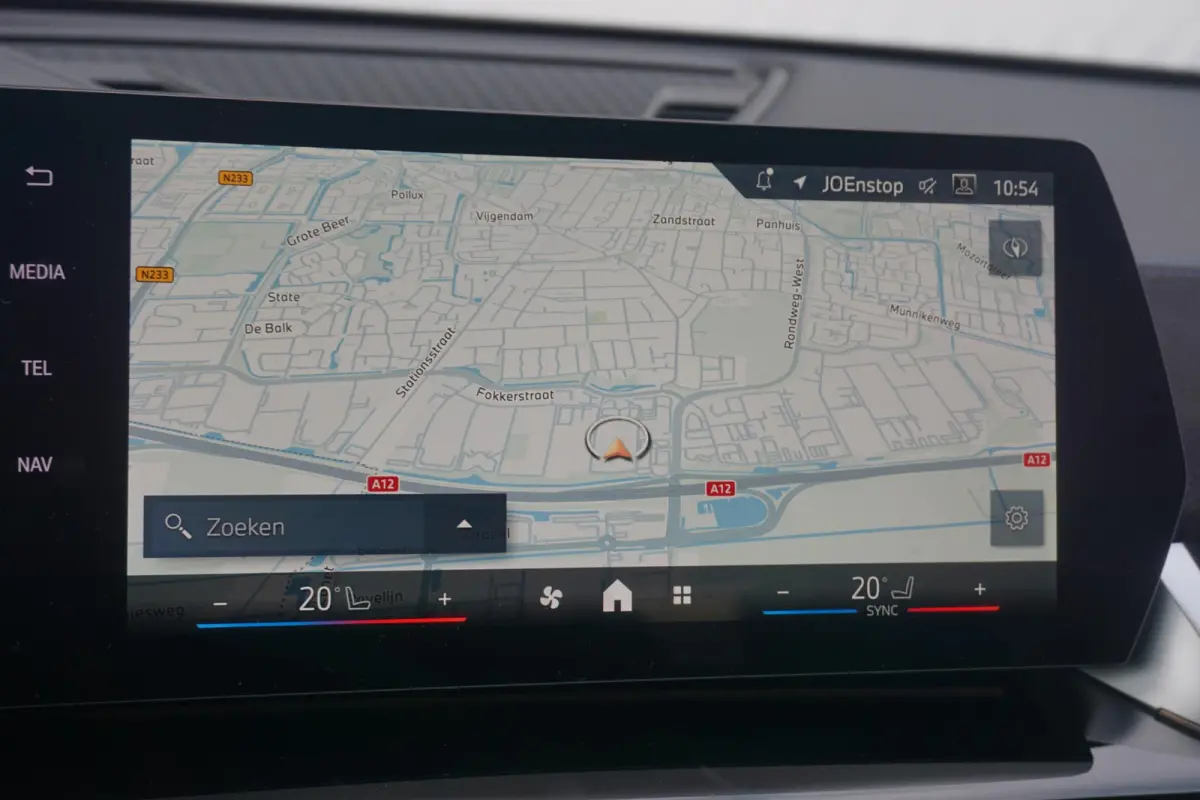 xDrive25e | M Sportpakket Pro | Trekhaak | Schuif-kanteldak | Head-up | Harman Kardon | Rondomzicht Camera | Elekrische Stoelen + Geheugen | Cruise control adaptief met Stop&Go en stuurhulp