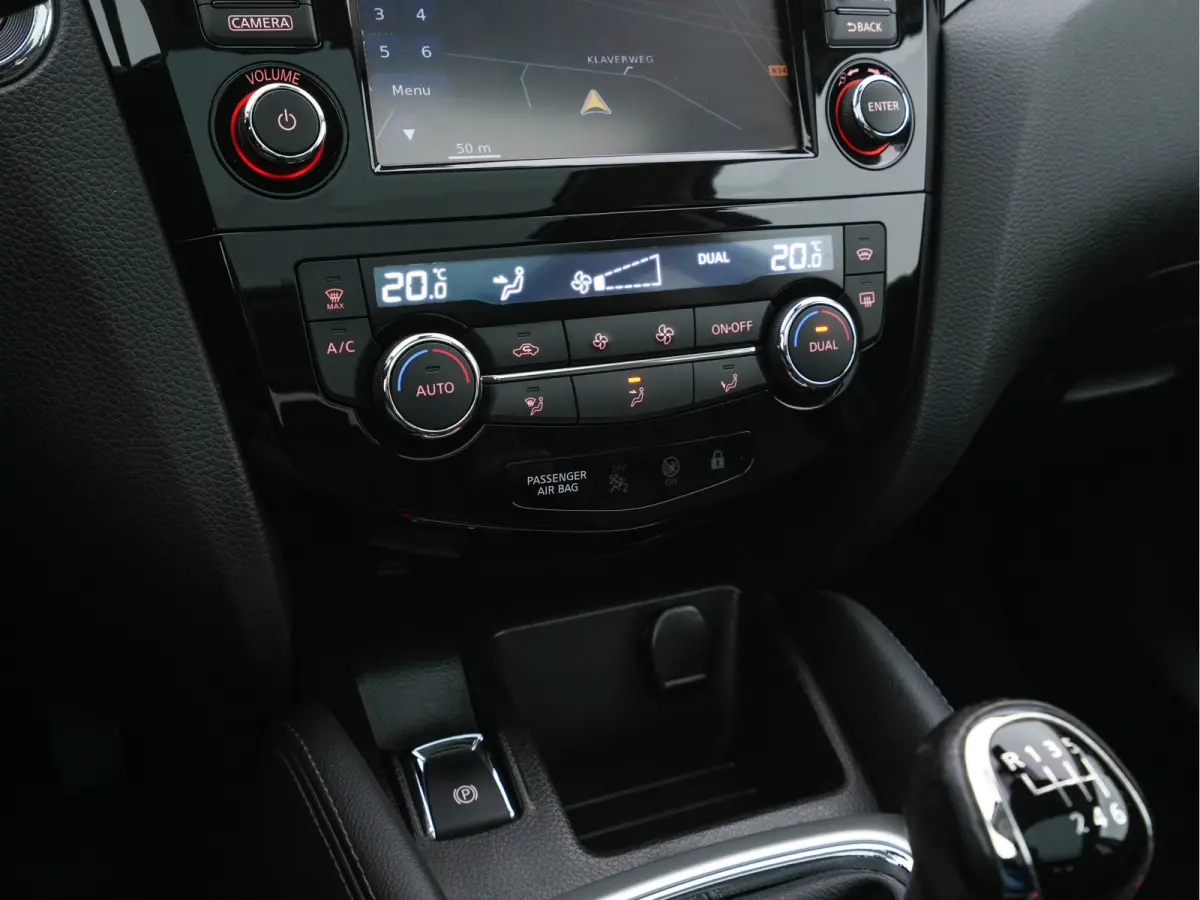 1.2 Tekna *PANO | LEATHER | TOPVIEW | BLINDSPOT | LED-LIGHTS | NAVI-FULLMAP | HEATED-COMFORTSEATS | KEYLESS | DAB+ | PRIVACY-GLASS | ECC | AMBIENTLIGHT | LANE-ASSIST | PDC | 19''ALU*