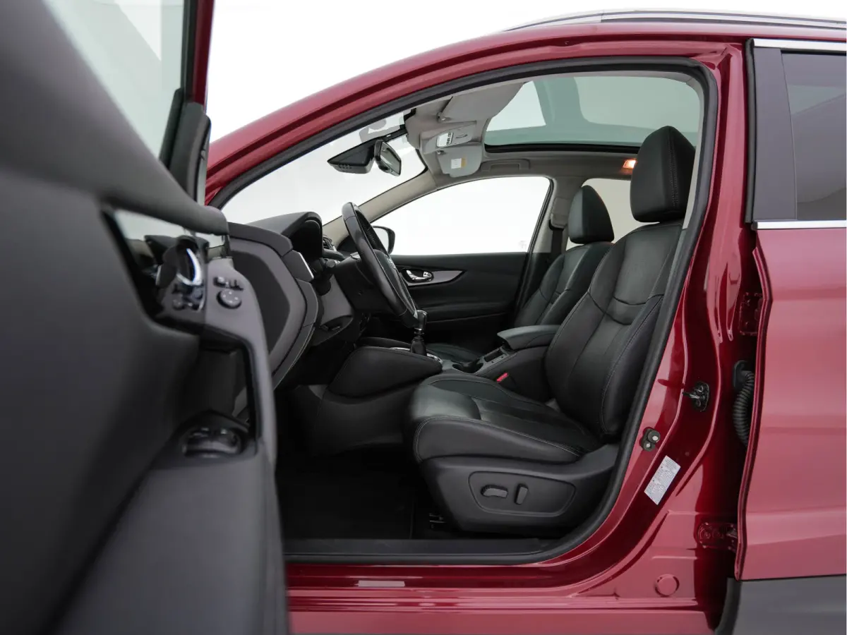 1.2 Tekna *PANO | LEATHER | TOPVIEW | BLINDSPOT | LED-LIGHTS | NAVI-FULLMAP | HEATED-COMFORTSEATS | KEYLESS | DAB+ | PRIVACY-GLASS | ECC | AMBIENTLIGHT | LANE-ASSIST | PDC | 19''ALU*