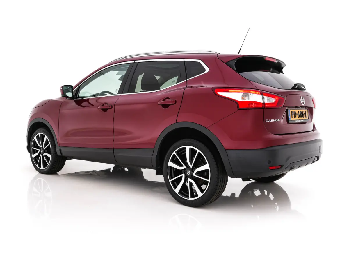 1.2 Tekna *PANO | LEATHER | TOPVIEW | BLINDSPOT | LED-LIGHTS | NAVI-FULLMAP | HEATED-COMFORTSEATS | KEYLESS | DAB+ | PRIVACY-GLASS | ECC | AMBIENTLIGHT | LANE-ASSIST | PDC | 19''ALU*