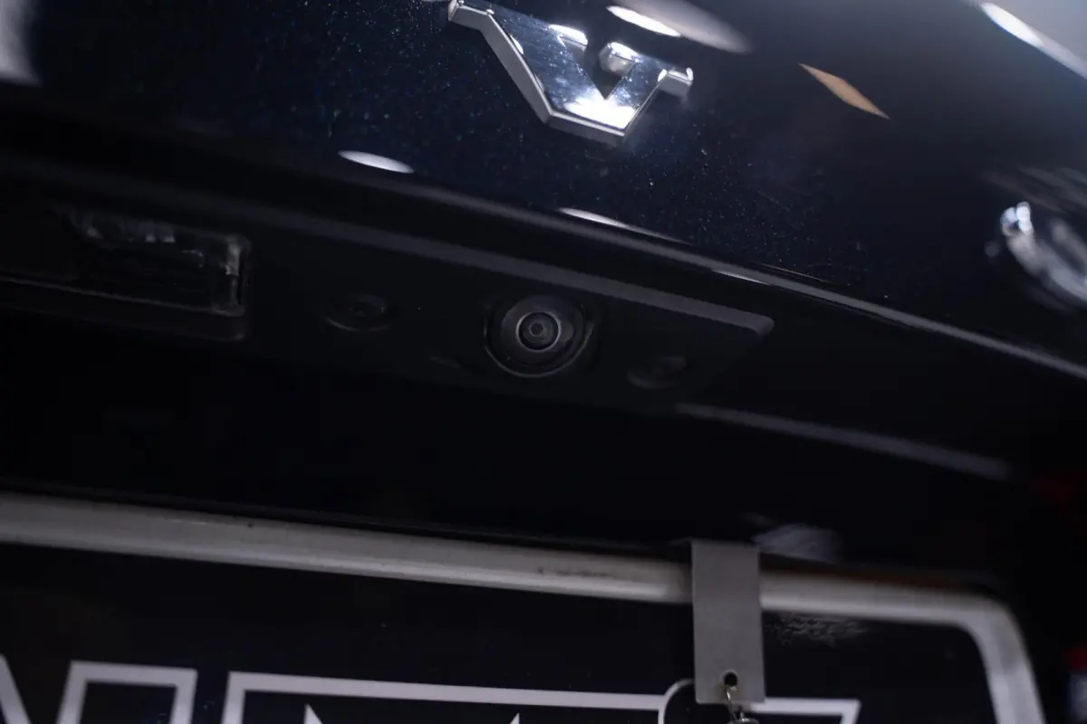 2.0 B3 R-Design Navi Leder Sportstoelen Schuifdak NAP Camera Apple carplay Rijklaar!