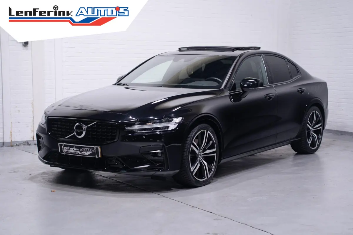 2.0 B3 R-Design Navi Leder Sportstoelen Schuifdak NAP Camera Apple carplay Rijklaar!