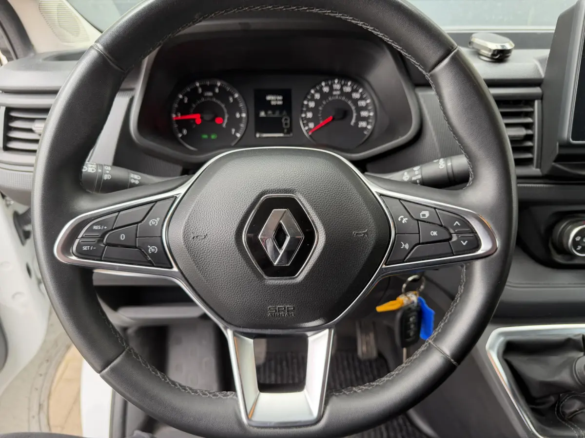 2.0 dCi 130 PK EURO 6 T30 L2H1 Work Edition CarPlay/trekhaak/cruise control