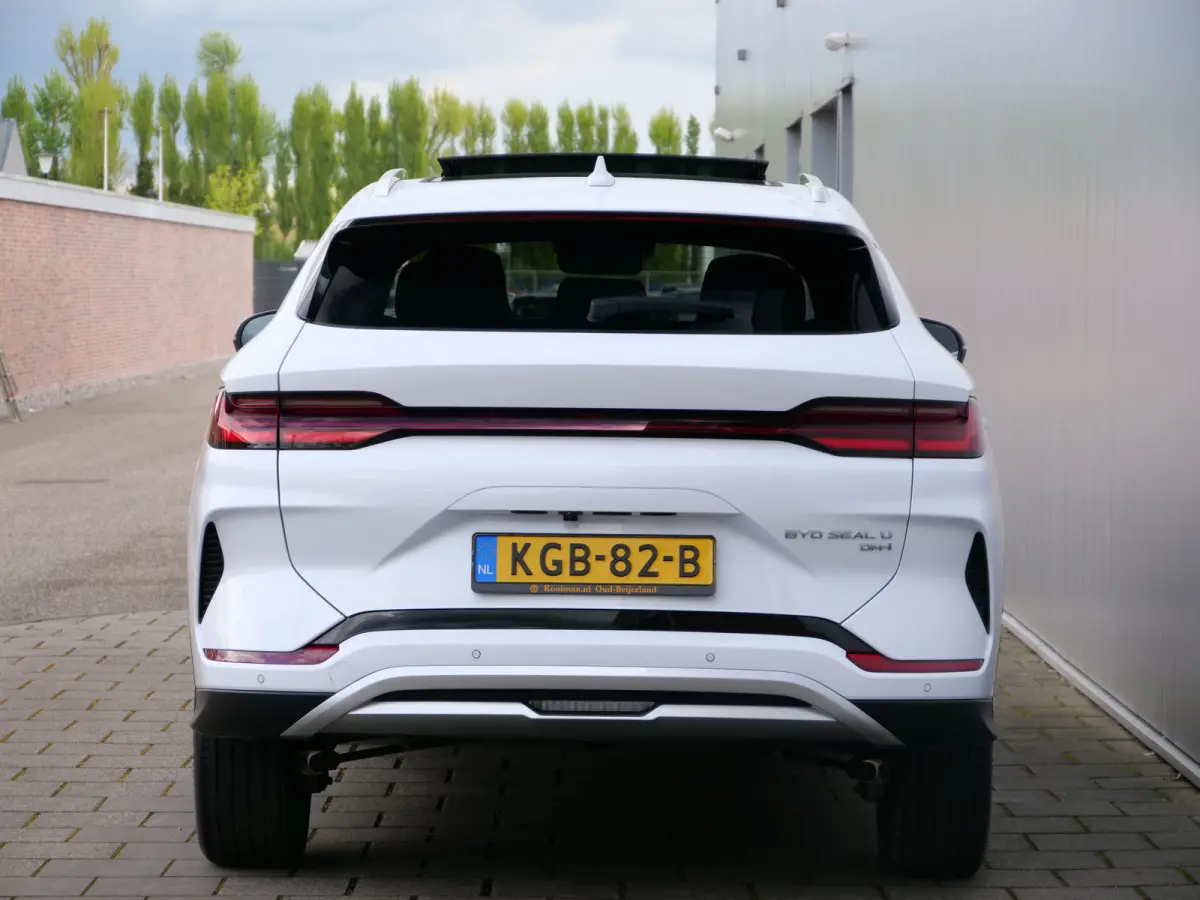 1.5 DM-i FWD Comfort 218 Pk 26,6 kWh PHEV Leder / Panoramadak / 125 km elektr. actieradius
