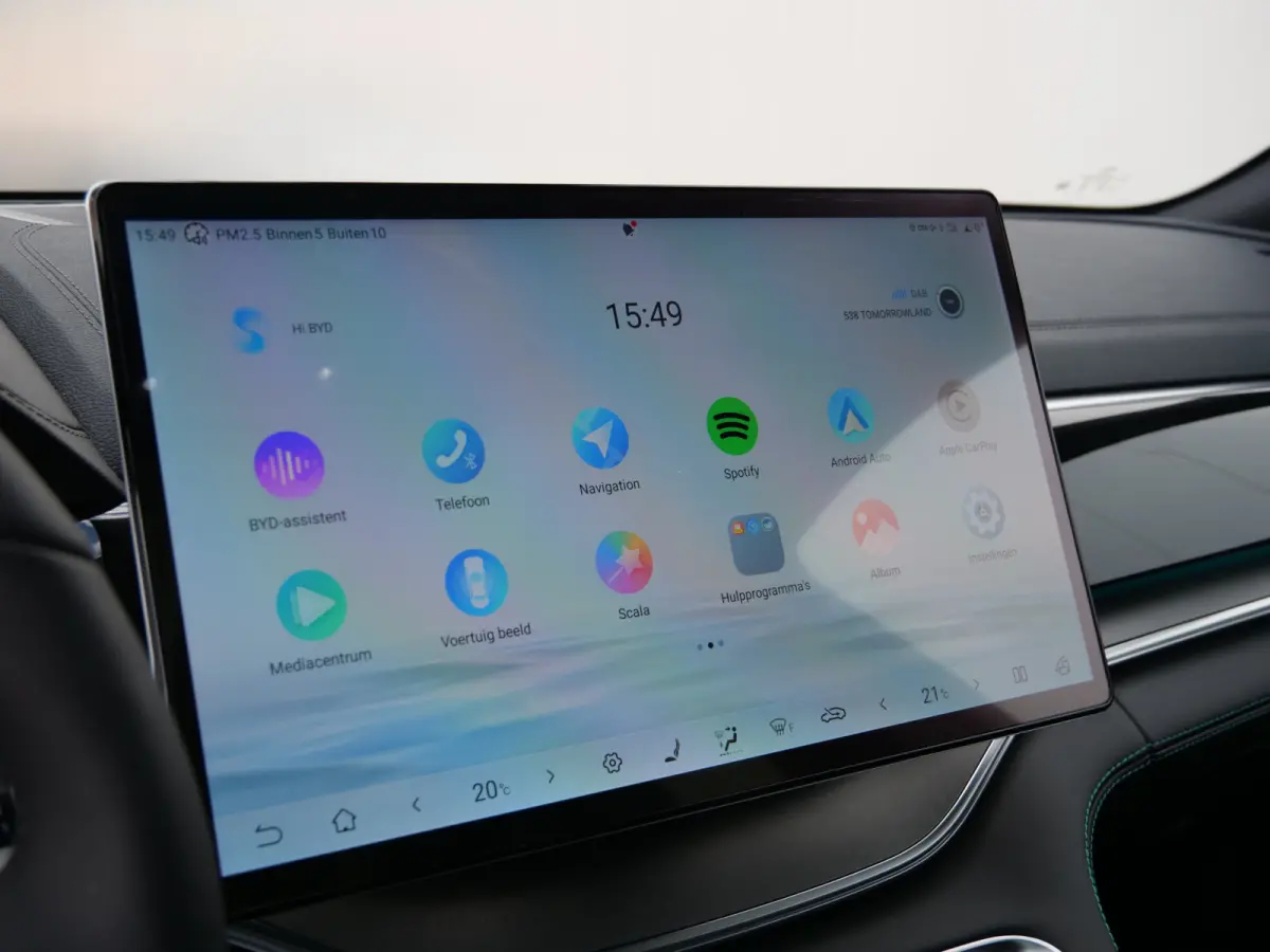 1.5 DM-i FWD Comfort 218 Pk 26,6 kWh PHEV Leder / Panoramadak / 125 km elektr. actieradius