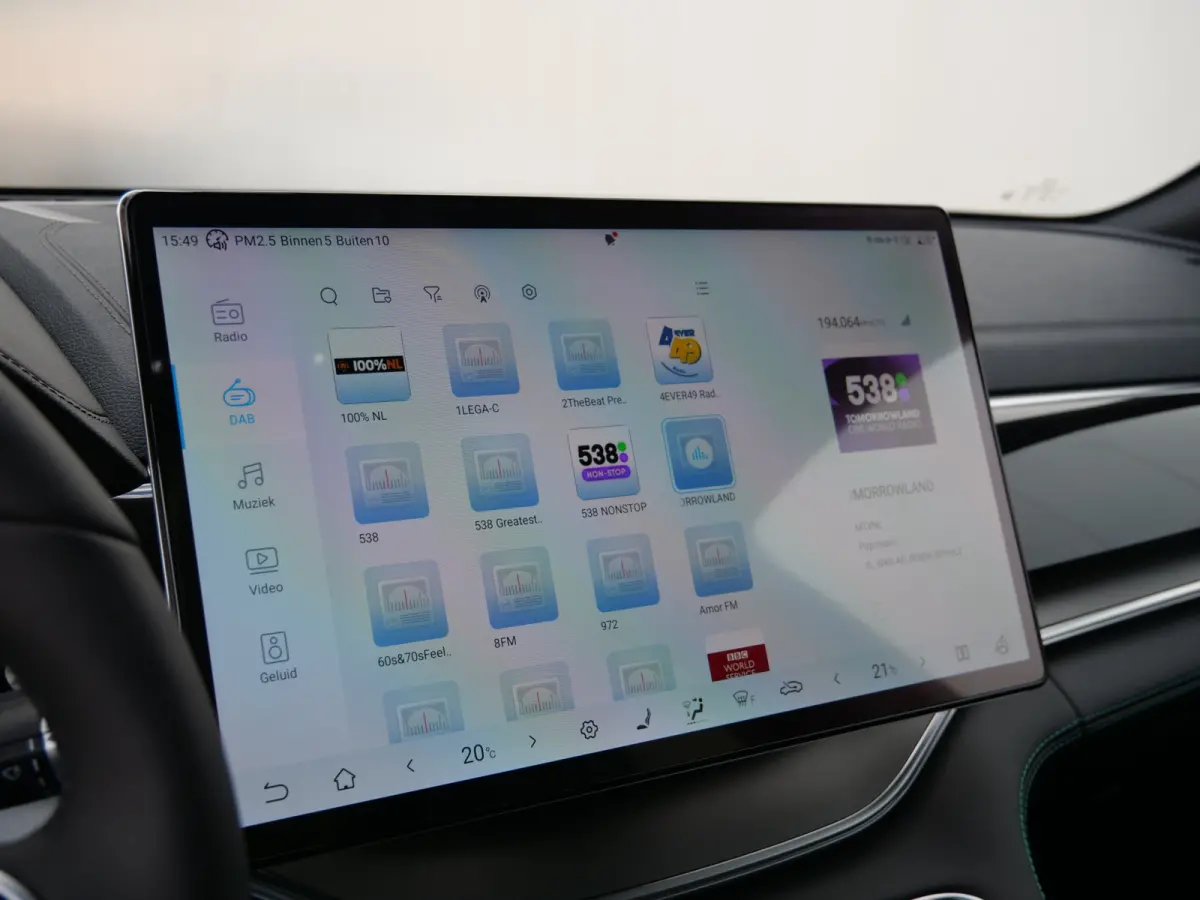 1.5 DM-i FWD Comfort 218 Pk 26,6 kWh PHEV Leder / Panoramadak / 125 km elektr. actieradius