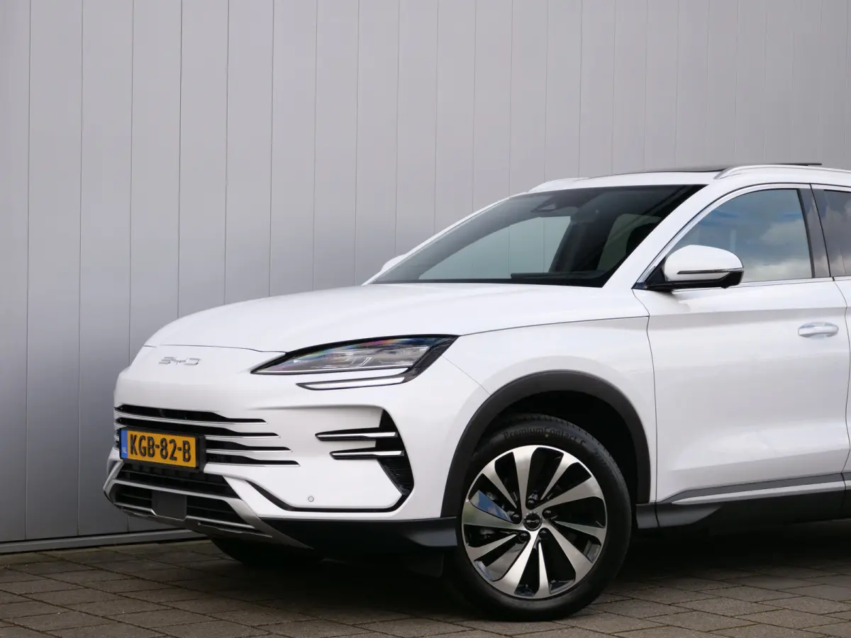 1.5 DM-i FWD Comfort 218 Pk 26,6 kWh PHEV Leder / Panoramadak / 125 km elektr. actieradius