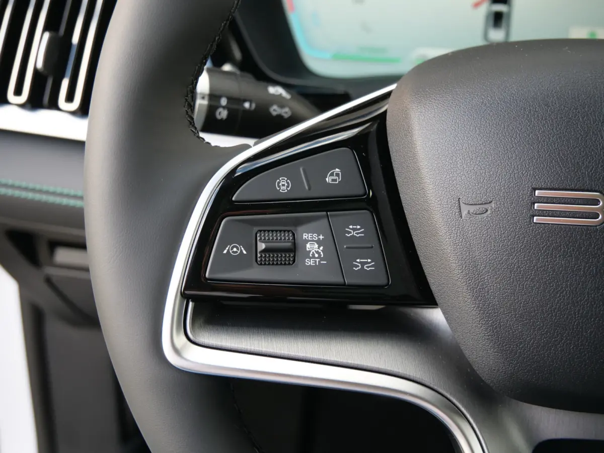 1.5 DM-i FWD Comfort 218 Pk 26,6 kWh PHEV Leder / Panoramadak / 125 km elektr. actieradius