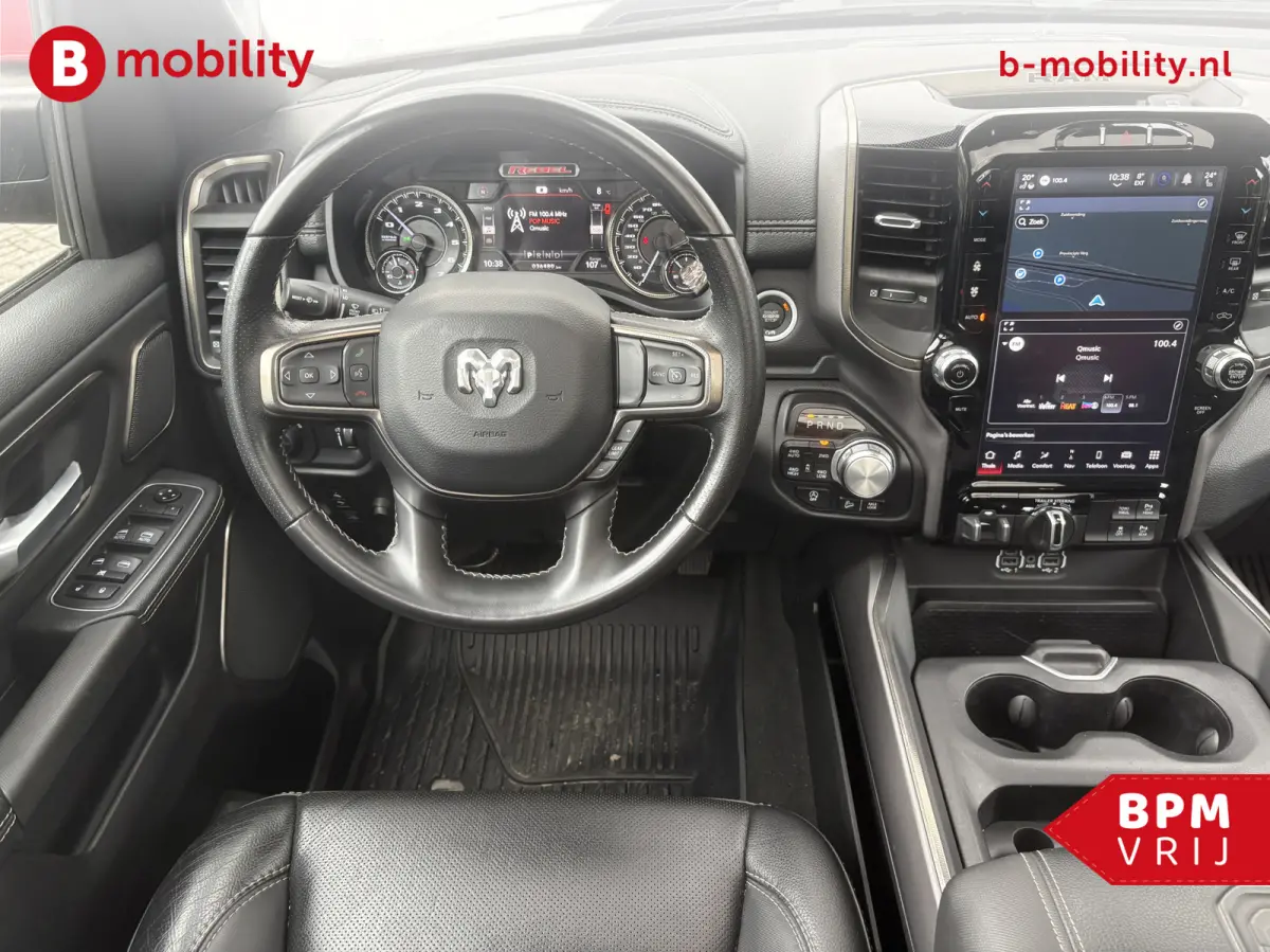 1500 5.7 V8 HEMI 4x4 Crew Cab REBEL Longhorn Panoramadak | Trekhaak | RAM BOX | Leer | Apple CarPlay | Camera