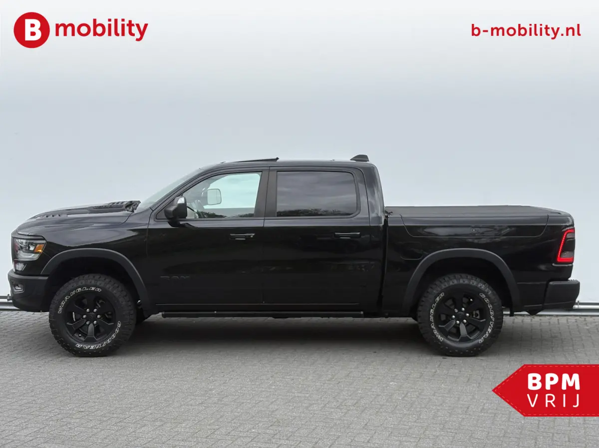 1500 5.7 V8 HEMI 4x4 Crew Cab REBEL Longhorn Panoramadak | Trekhaak | RAM BOX | Leer | Apple CarPlay | Camera