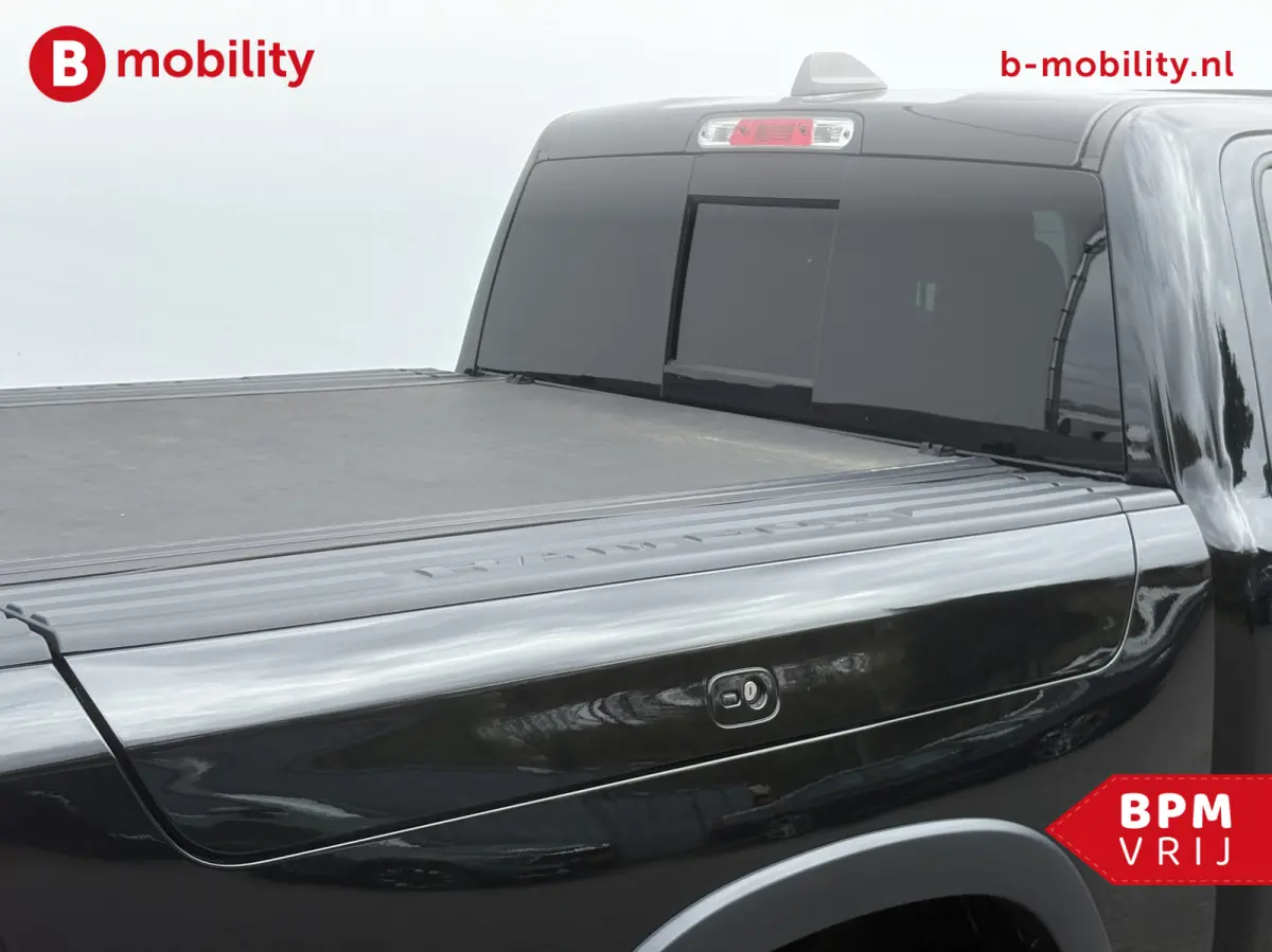 1500 5.7 V8 HEMI 4x4 Crew Cab REBEL Longhorn Panoramadak | Trekhaak | RAM BOX | Leer | Apple CarPlay | Camera