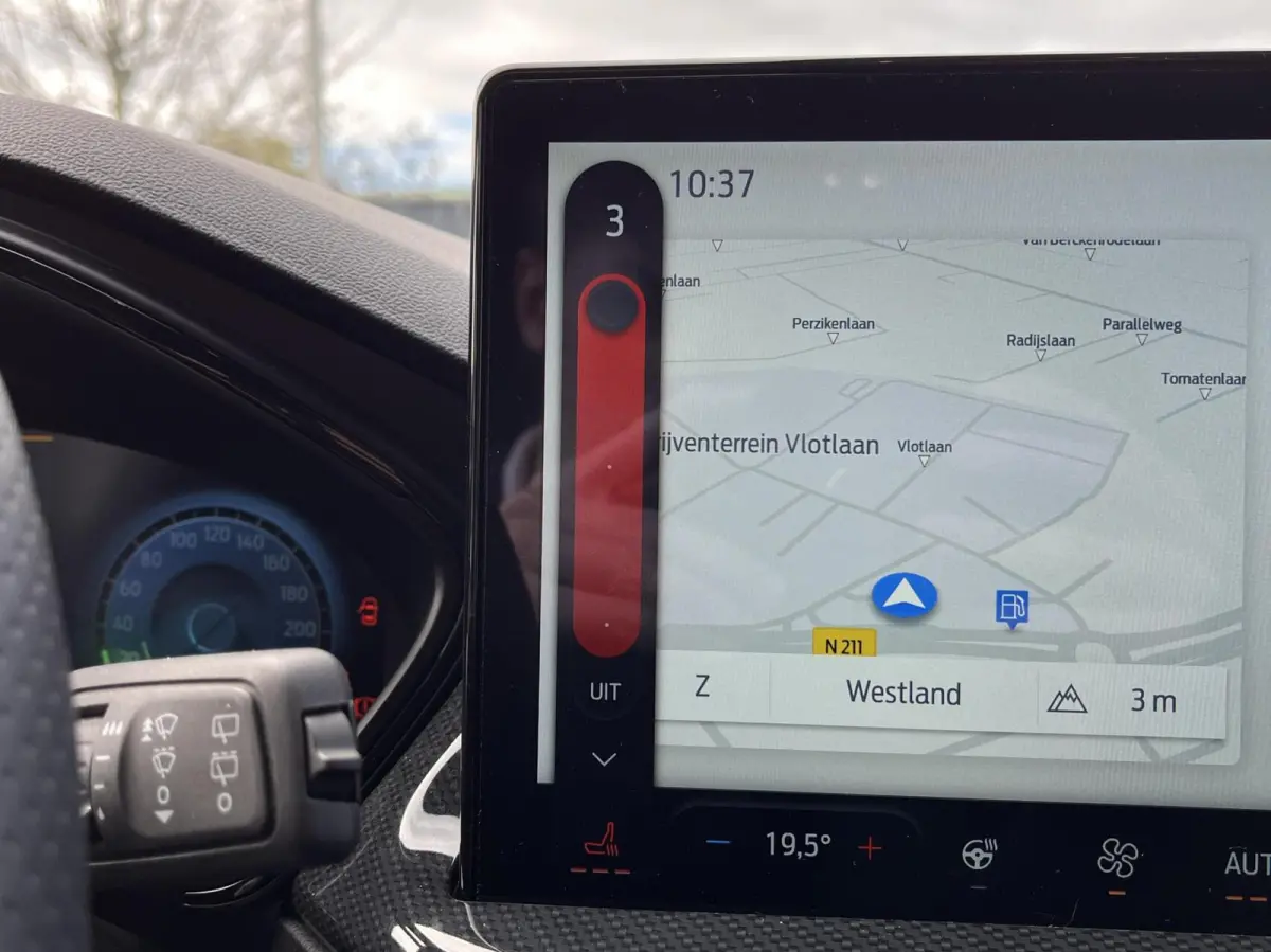 1.0 EcoBoost Hybrid ST Line 155PK Automaat Trekhaak Winterpack Cruise Camera Parkeersensoren Climate Full-LED Keyless Privacy Glass *1500KG Trekgewicht*