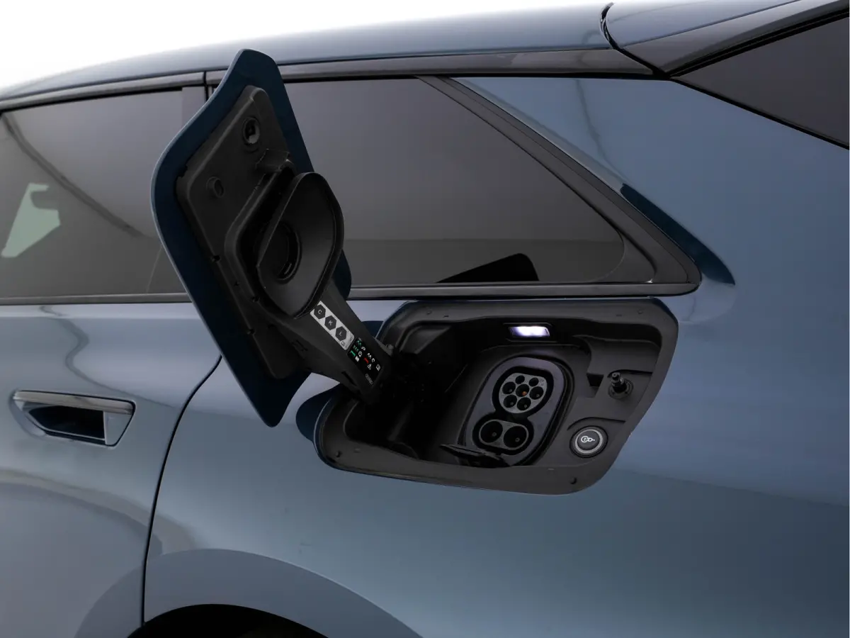 S edition 83 kWh [ 3-Fase-11kW ] {SOH-100%} (INCL-BTW) *MATRIX-LED | ADAPTIVE-CRUISE | TOP-VIEW | BLINDSPOT | KEYLESS | MEMORY-PACK | WIDESCREEN-COCKPIT | PRIVACY-GLASS | SHIFT-PADDLES | HEA