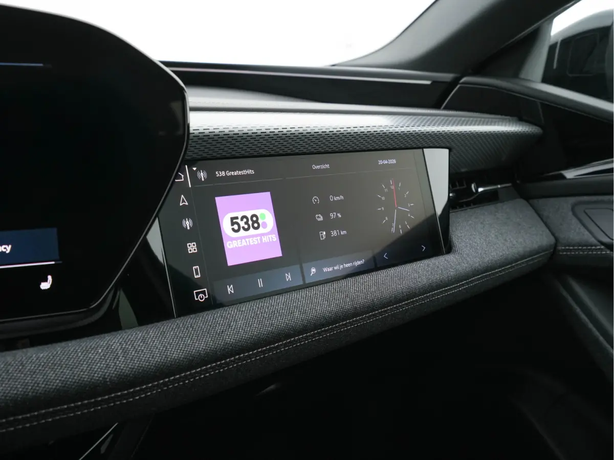 S edition 83 kWh [ 3-Fase-11kW ] {SOH-100%} (INCL-BTW) *MATRIX-LED | ADAPTIVE-CRUISE | TOP-VIEW | BLINDSPOT | KEYLESS | MEMORY-PACK | WIDESCREEN-COCKPIT | PRIVACY-GLASS | SHIFT-PADDLES | HEA