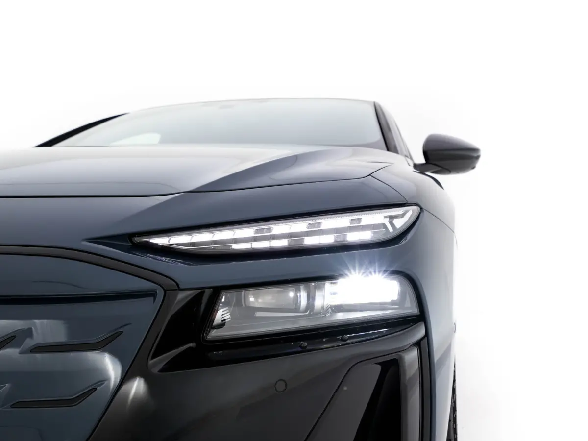S edition 83 kWh [ 3-Fase-11kW ] {SOH-100%} (INCL-BTW) *MATRIX-LED | ADAPTIVE-CRUISE | TOP-VIEW | BLINDSPOT | KEYLESS | MEMORY-PACK | WIDESCREEN-COCKPIT | PRIVACY-GLASS | SHIFT-PADDLES | HEA
