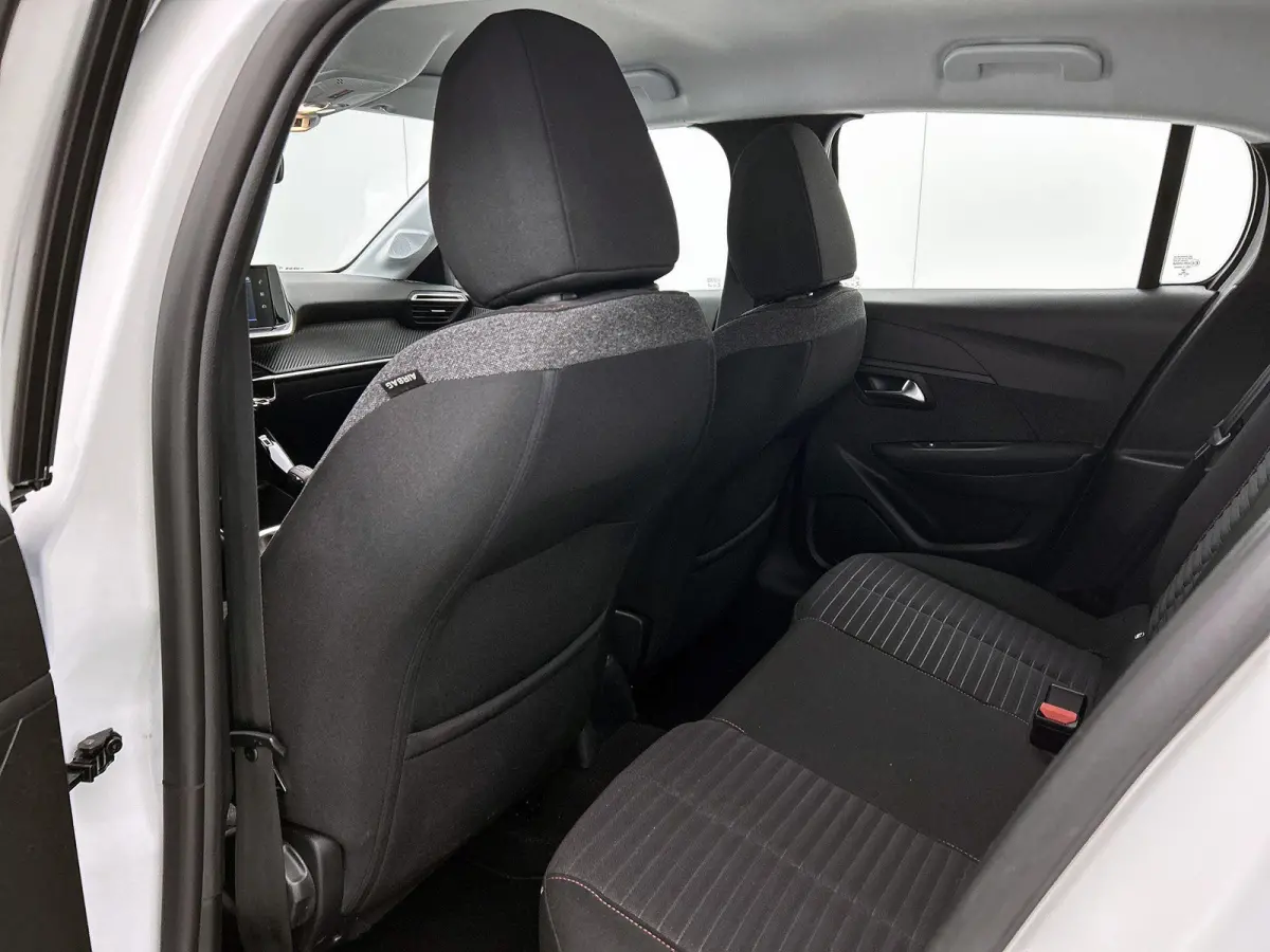 1.2 Active Pack | 1ste eigenaar | Parkeersensoren | Navigatie | 16"LMV | Airco | AppleCarPlay/Android