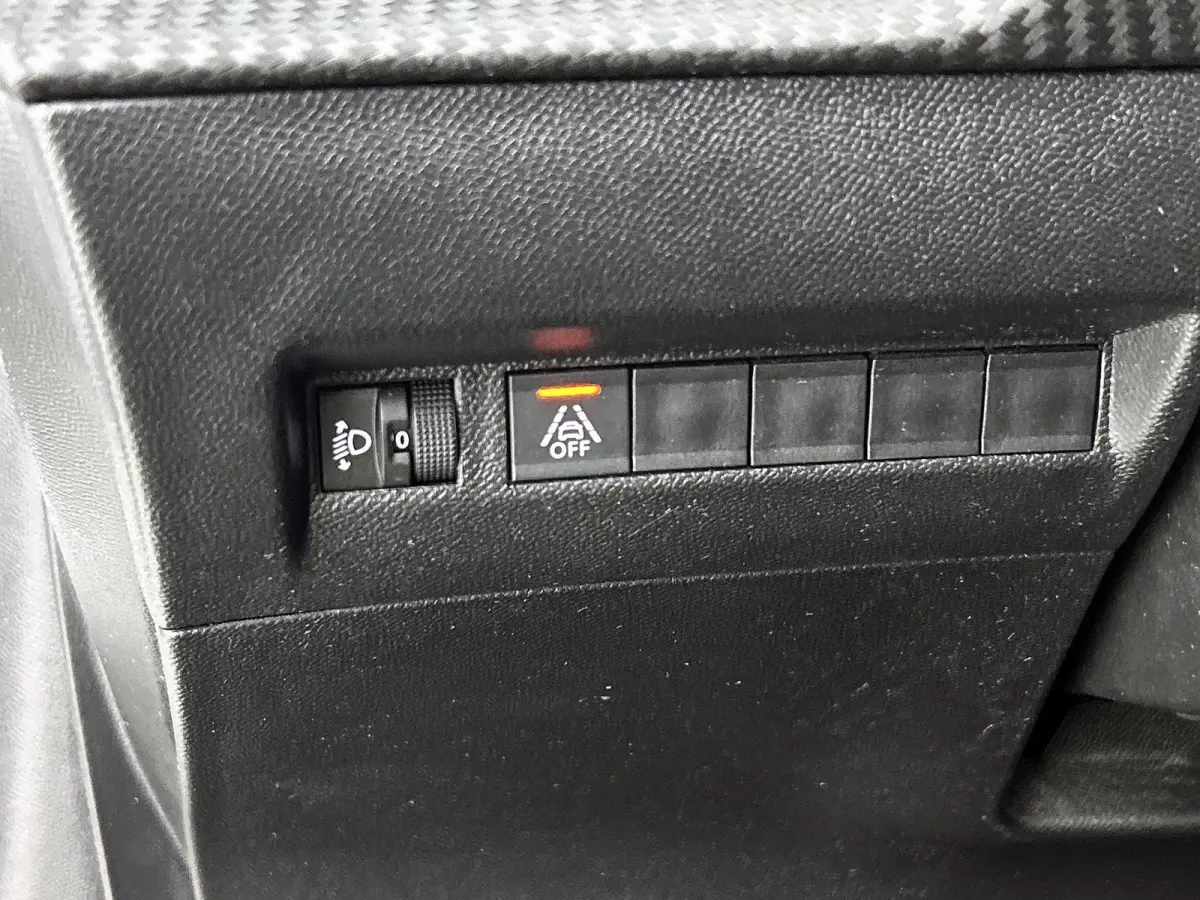 1.2 Active Pack | 1ste eigenaar | Parkeersensoren | Navigatie | 16"LMV | Airco | AppleCarPlay/Android