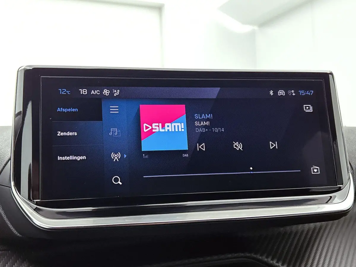1.2 Allure 100pk | Apple Carplay/Android Auto | Climate Control | Cruise Control | 17"LMV | Parkeersensoren | LED | Apple Carplay/Android Auto |