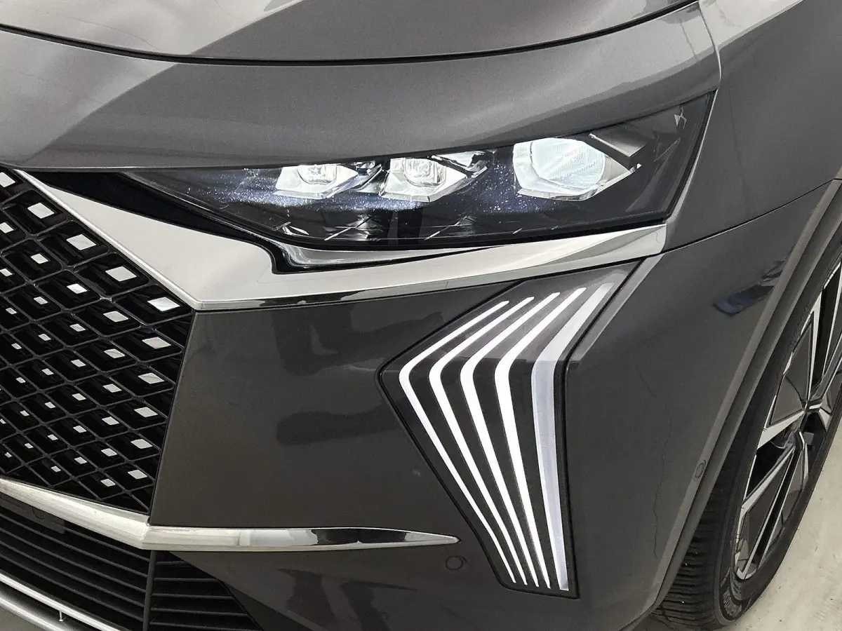 E-Tense Rivoli 225pk Automaat | Elektrische Bestuurdersstoel | Elektrische Klep | Navigatie | Climate Control | Cruise Control | 19"LMV | Matrix-LED | Leder |