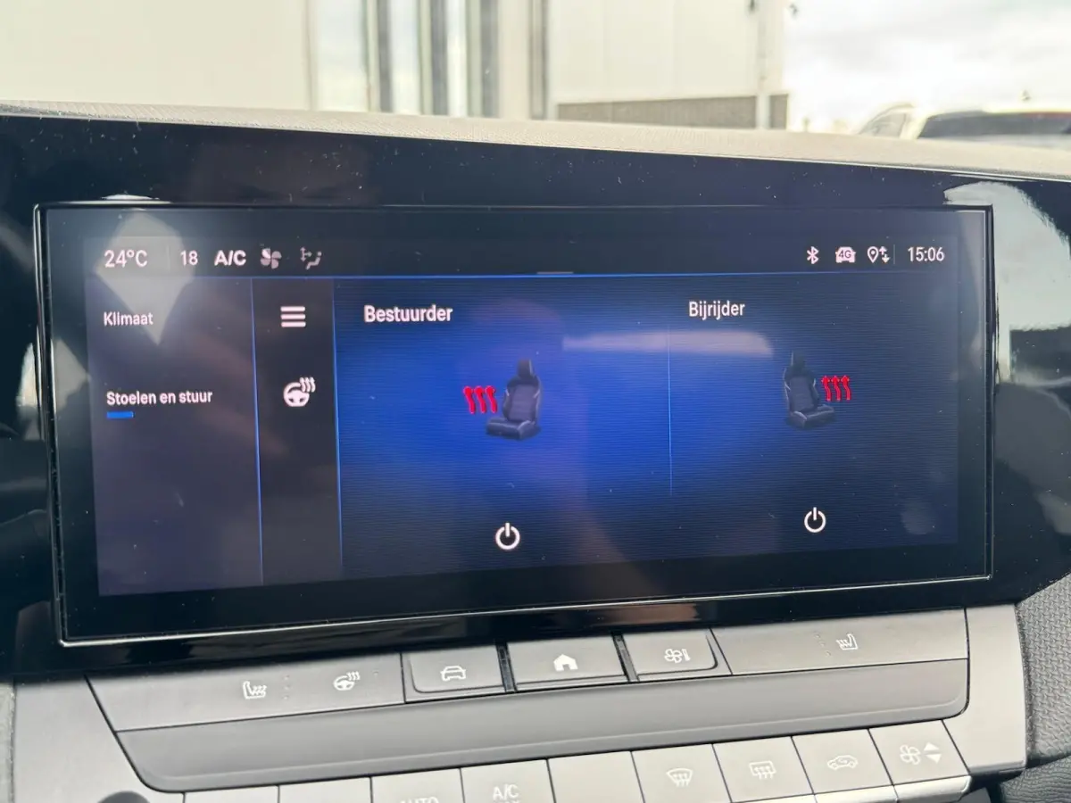 1.2 Business Edition | Nieuwe Distributie | LED | Camera | CarPlay | Navigatie | Cruise | Climate | Lichtmetaal | Stuur/Stoelverwarming