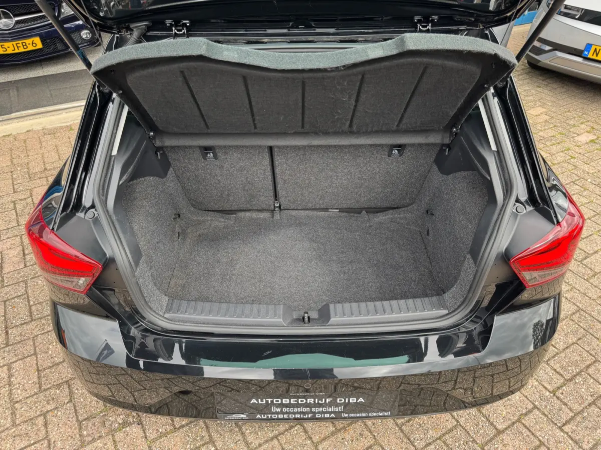 2019 NAVI CLIM NAP 1.0 TSI Style Business Intense