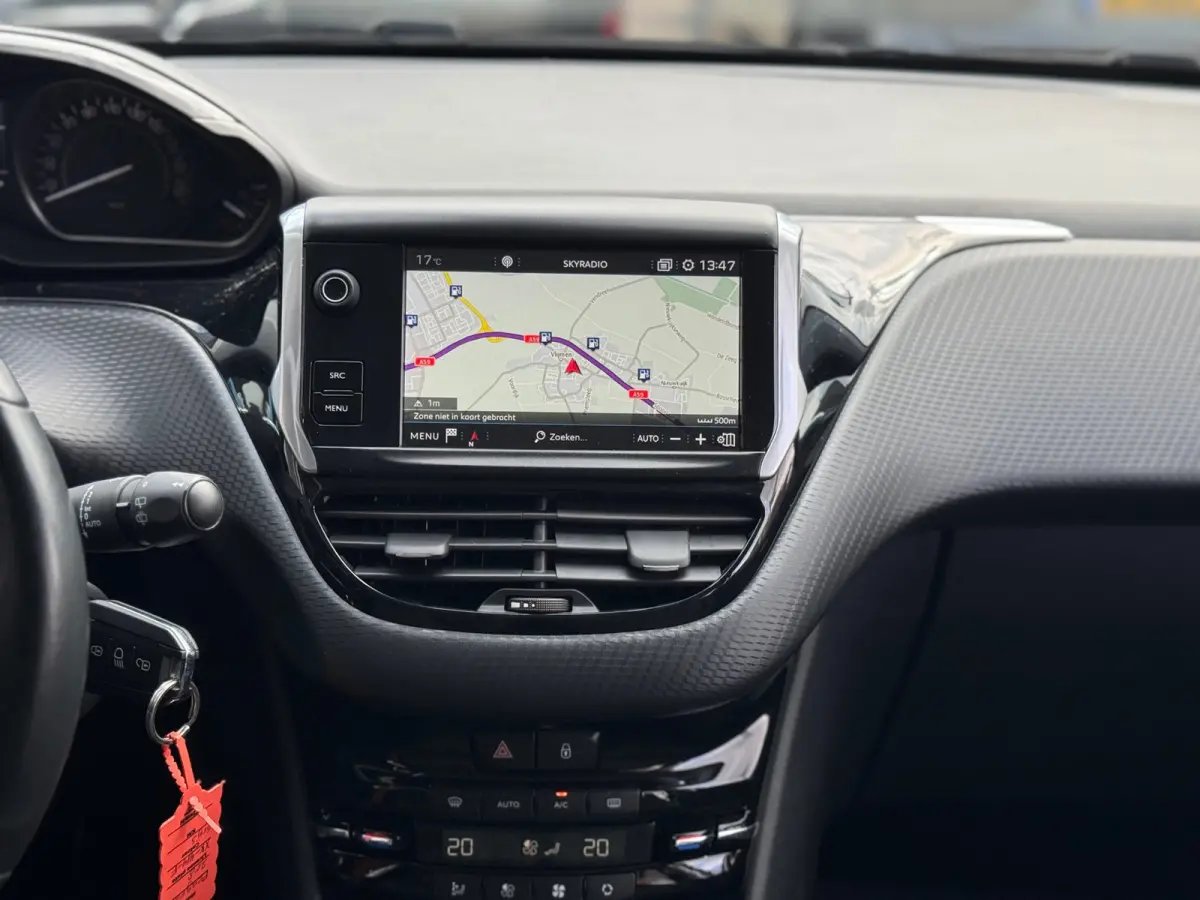 1.2 PureTech GT-line 2018 Grijs NAVI CLIMA NAP!