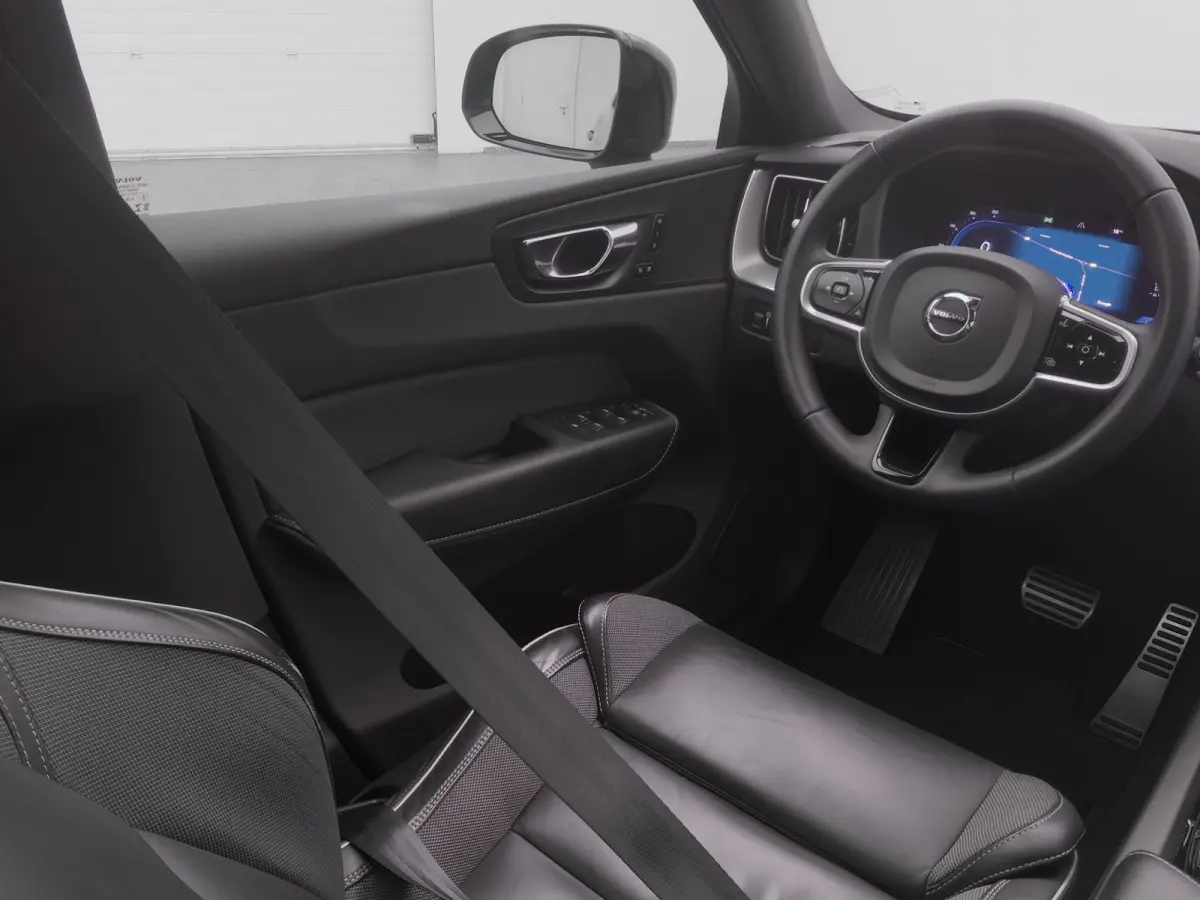 2.0 T6 Plug-in hybrid AWD R-Design | LONG RANGE |  PANO | CAMERA | KEYLESS | STOEL- EN STUURVERW.