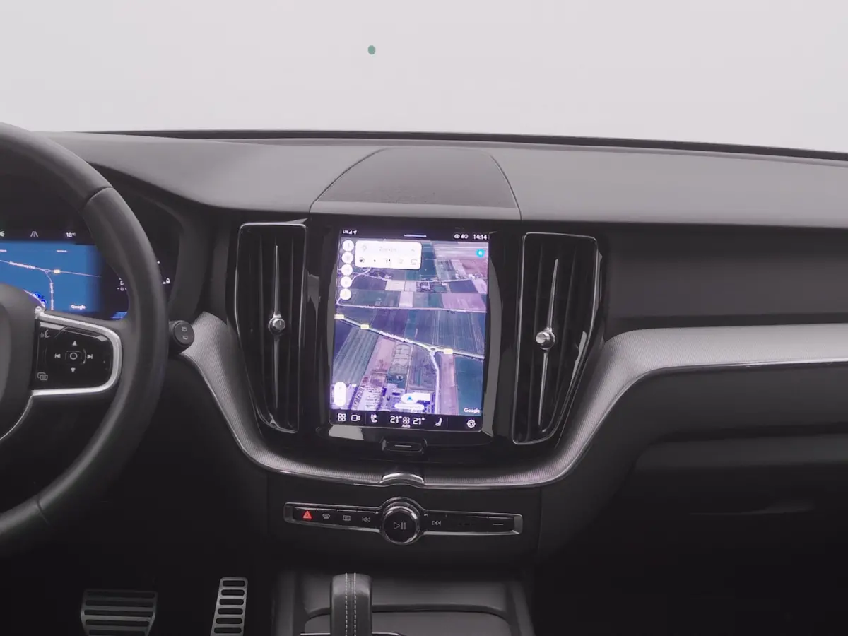 2.0 T6 Plug-in hybrid AWD R-Design | LONG RANGE |  PANO | CAMERA | KEYLESS | STOEL- EN STUURVERW.