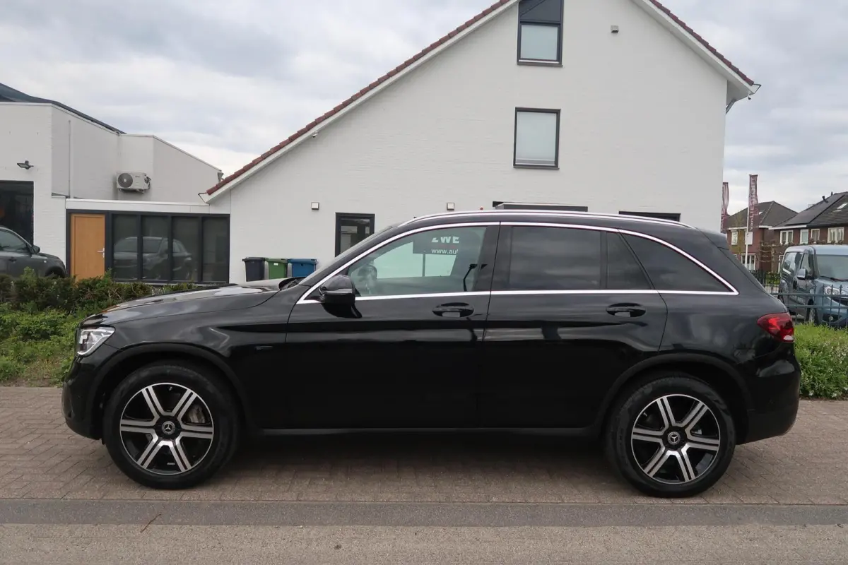 4MATIC BTW|TREKHAAK|360CAMERA|CARPLAY|NAVIGATIE|SFEERVERLICHTING|DEALER ONDERHOUDEN