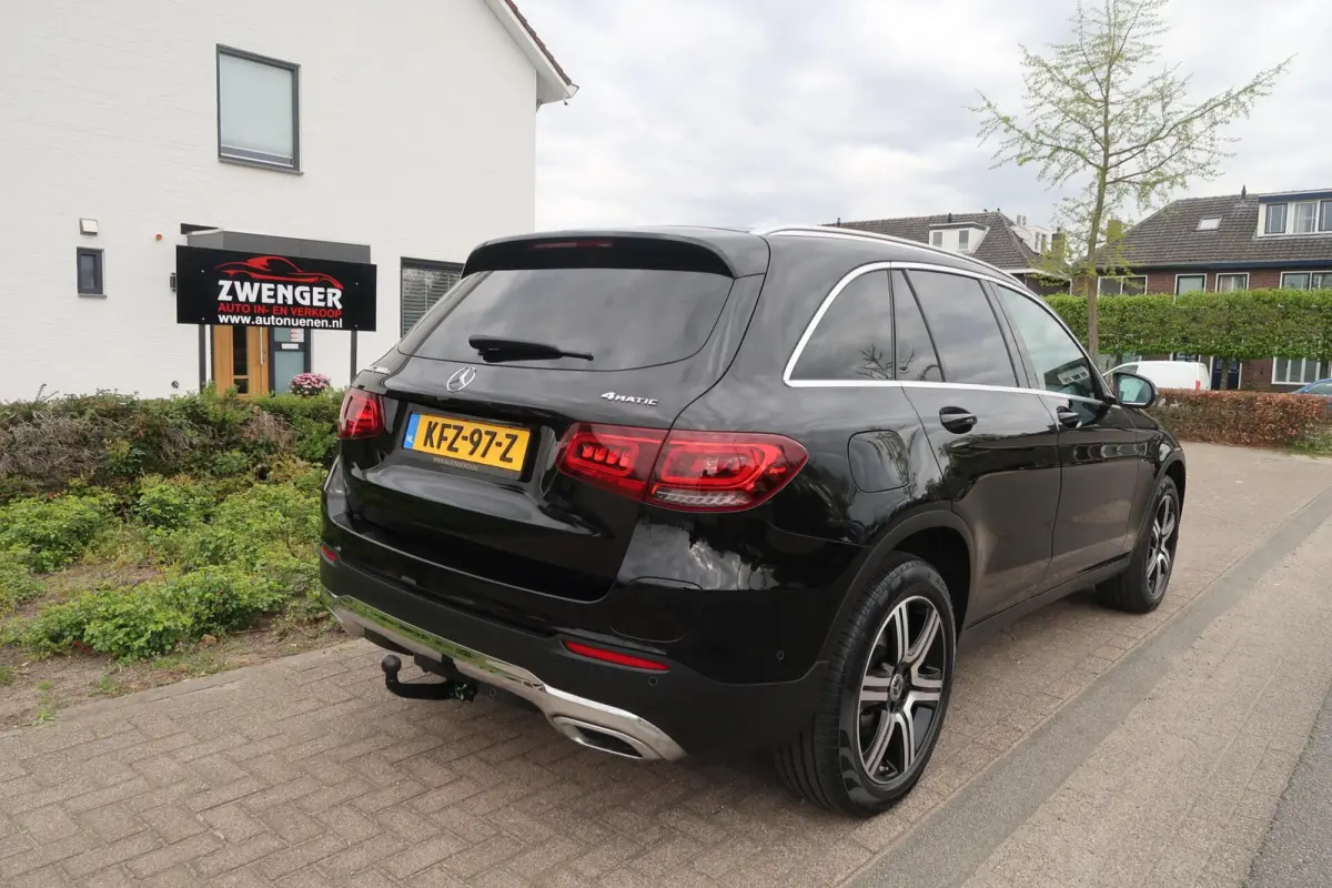 4MATIC BTW|TREKHAAK|360CAMERA|CARPLAY|NAVIGATIE|SFEERVERLICHTING|DEALER ONDERHOUDEN