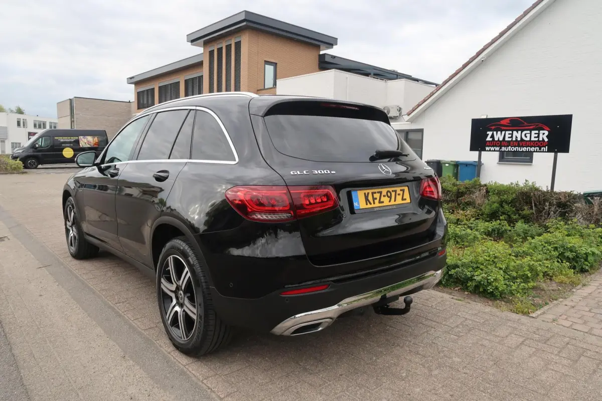 4MATIC BTW|TREKHAAK|360CAMERA|CARPLAY|NAVIGATIE|SFEERVERLICHTING|DEALER ONDERHOUDEN