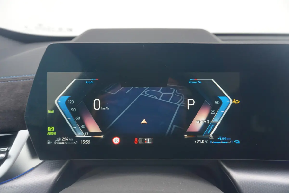 xDrive25e | M Sportpakket Pro | Harman Kardon | Driving Assistant Plus | Head-Up Display | Trekhaak