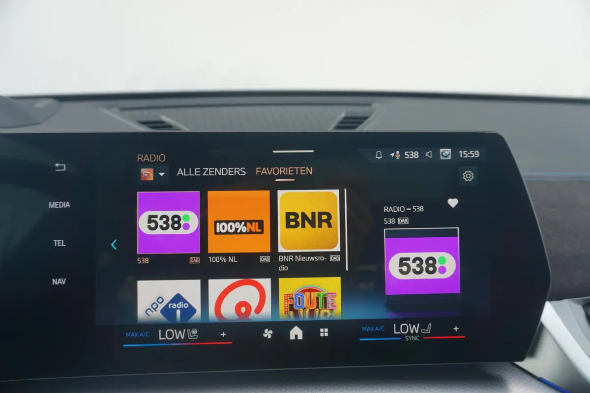 xDrive25e | M Sportpakket Pro | Harman Kardon | Driving Assistant Plus | Head-Up Display | Trekhaak