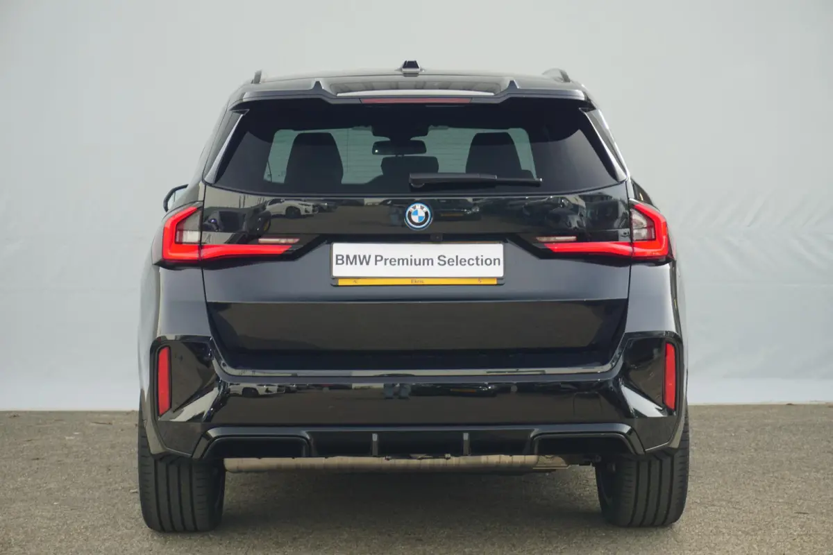 xDrive25e | M Sportpakket Pro | Harman Kardon | Driving Assistant Plus | Head-Up Display | Trekhaak