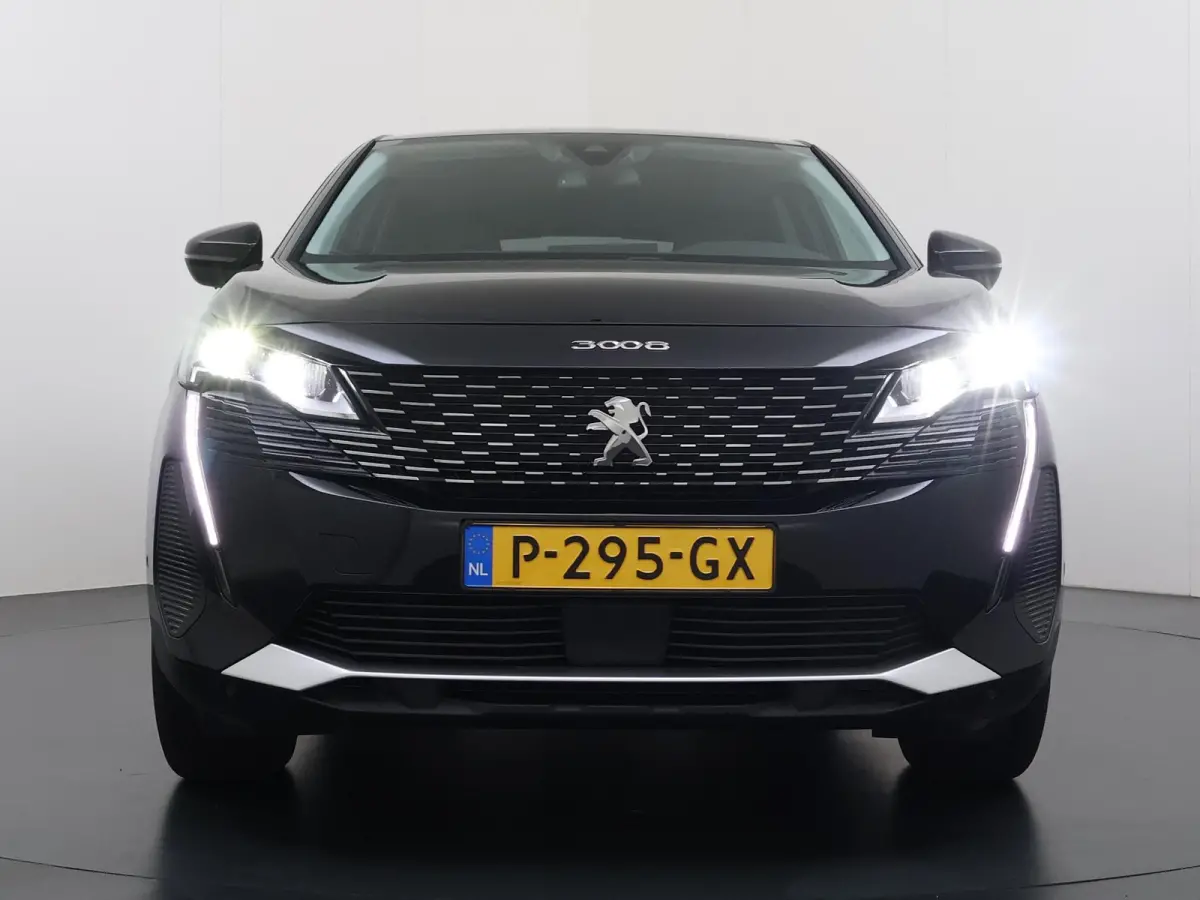 SUV Allure Pack 130pk Automaat | 1ste eigenaar | Camera | Dodehoekdetectie | Stoelverwarming | LED lampen | Keyless | AUTOMAAT | Navigatie
